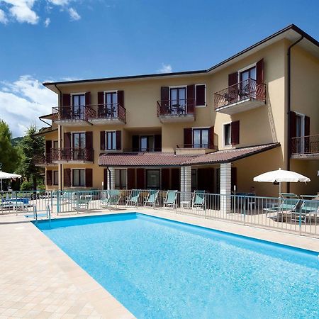 Hotel Astra Tignale Exterior photo